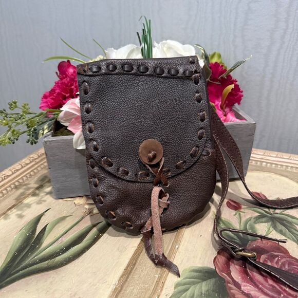 Vintage Vance Kitira Handmade Small Brown Leather Women's Crossbody Bag - Picture 1 of 9